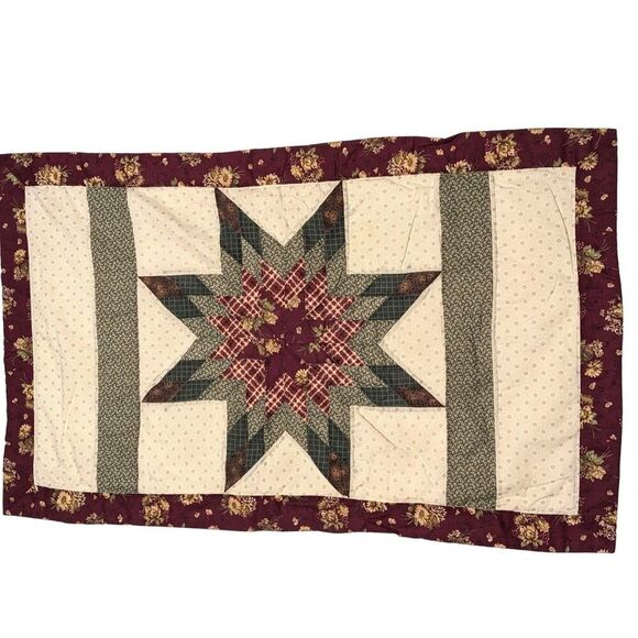 Quilted Star Pillow Bed Sham Floral Large 25 x 41-inch Cotton Polyester - Picture 1 of 7